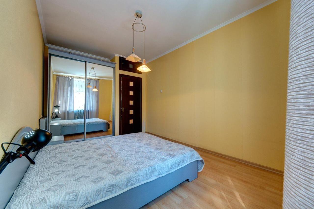 Apartments With Three Rooms On Shevchenko Blvd Kiev Dış mekan fotoğraf